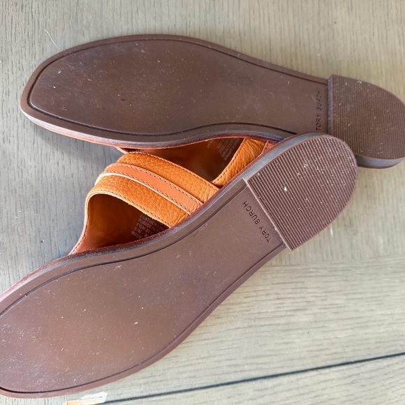 Tory Burch Carson Sandal - Picture 2 of 3